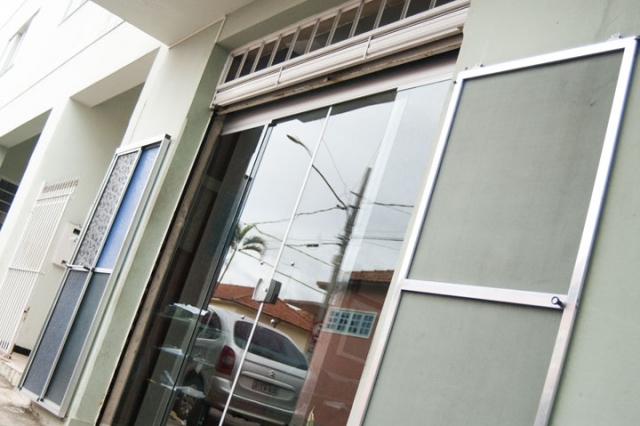 Vidraçaria, Cortinas e Persianas Lorenzetti