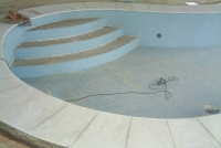 Borda de Mármore Branco 0.50x0.80 (ângulo redondo).