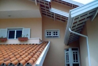 serviço de pingadeiras de testeiras e calhas mouduras